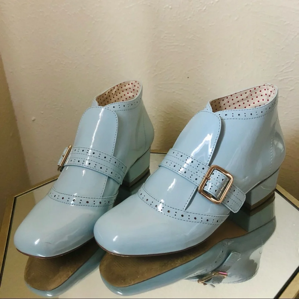 B.A.I.T. Patent Leather 60s style Retro Shoes - Picture 2 of 6